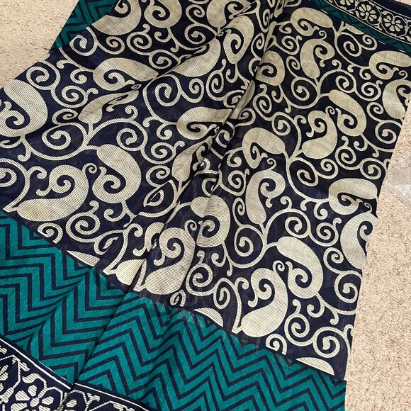 Indian Silk saree- Printed Bhagal puri silk saree. - Picture 9 of 10